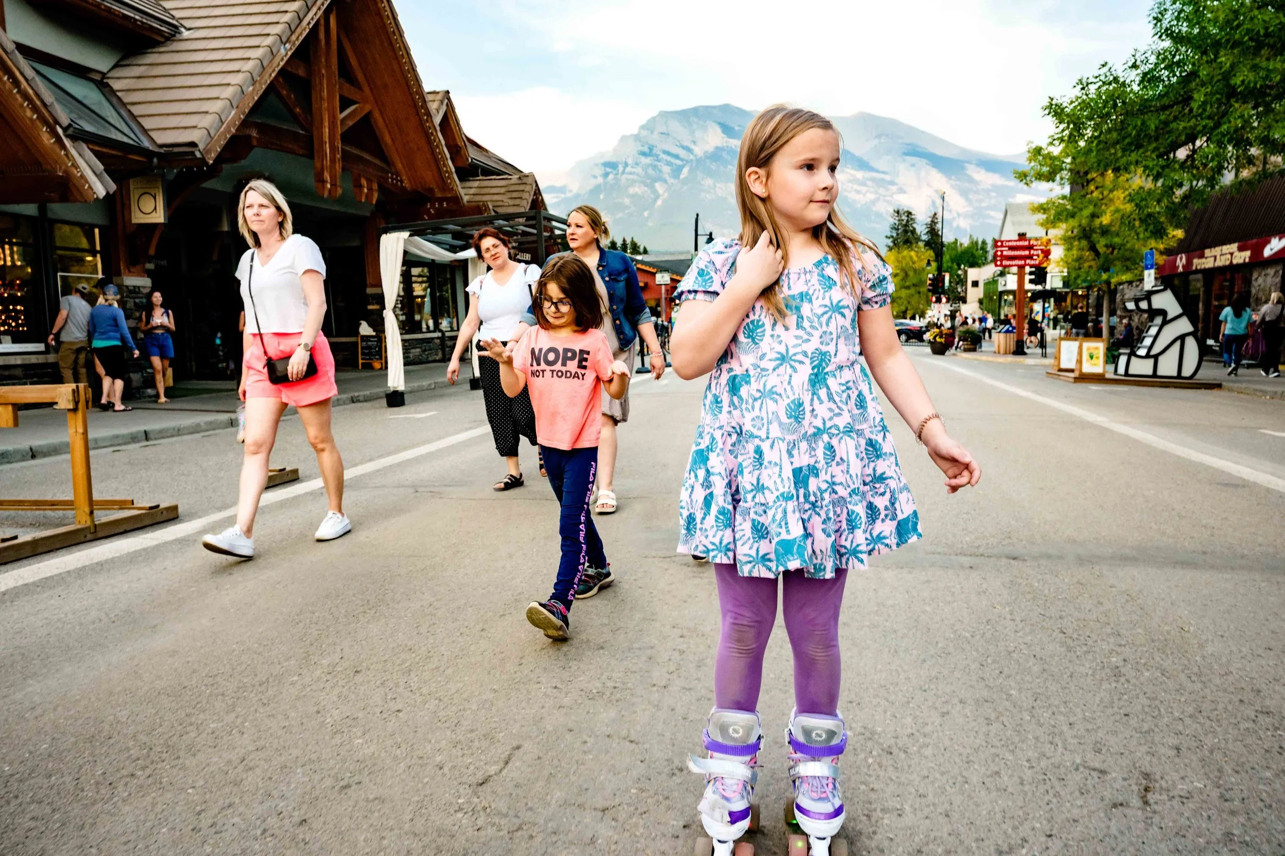ALISON_LAPCZUK-CANMORE-FAMILY-PHOTOGRAPHERKateG_ABC2020.jpg