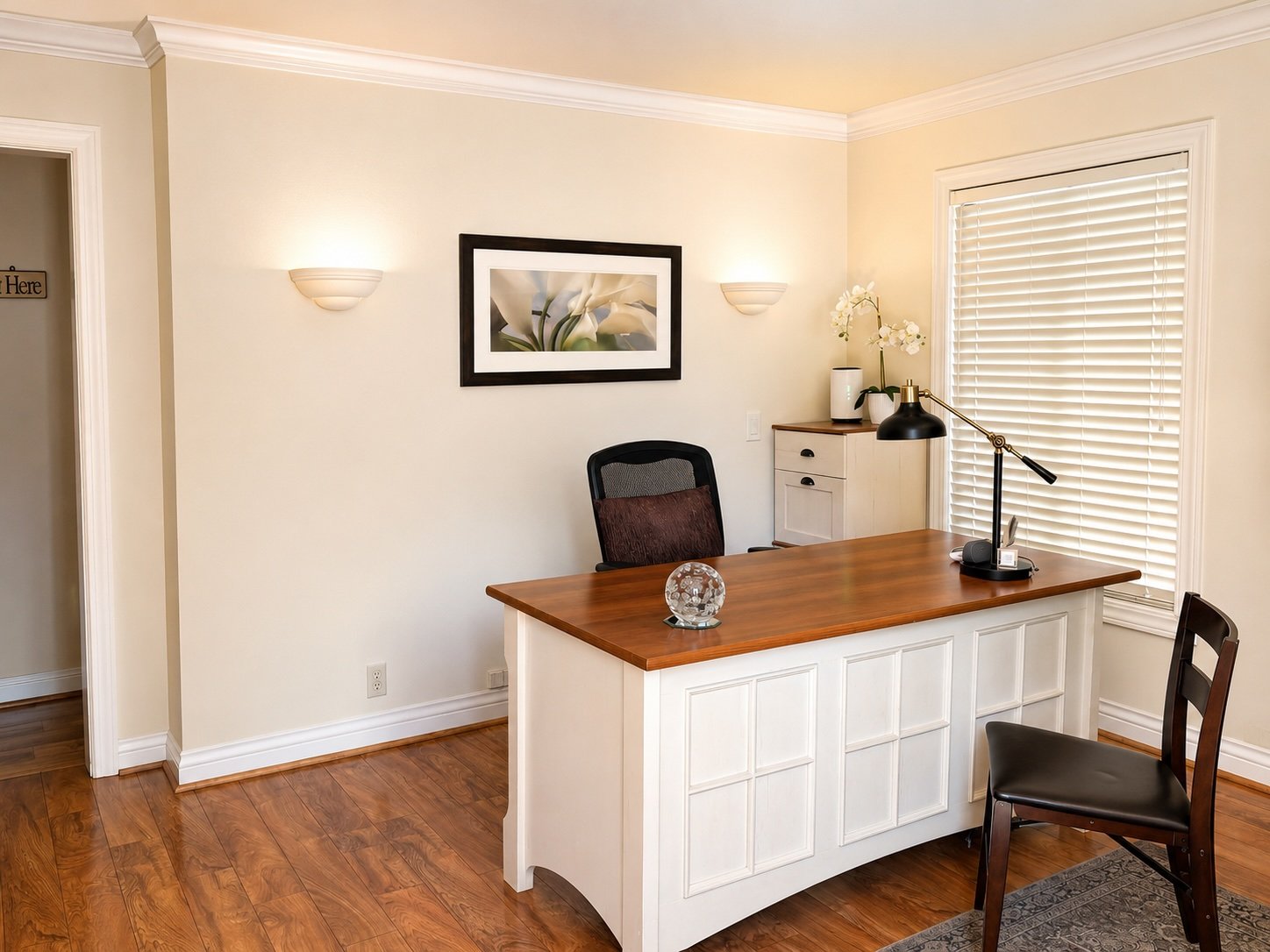 Calm, private front office Lafayette