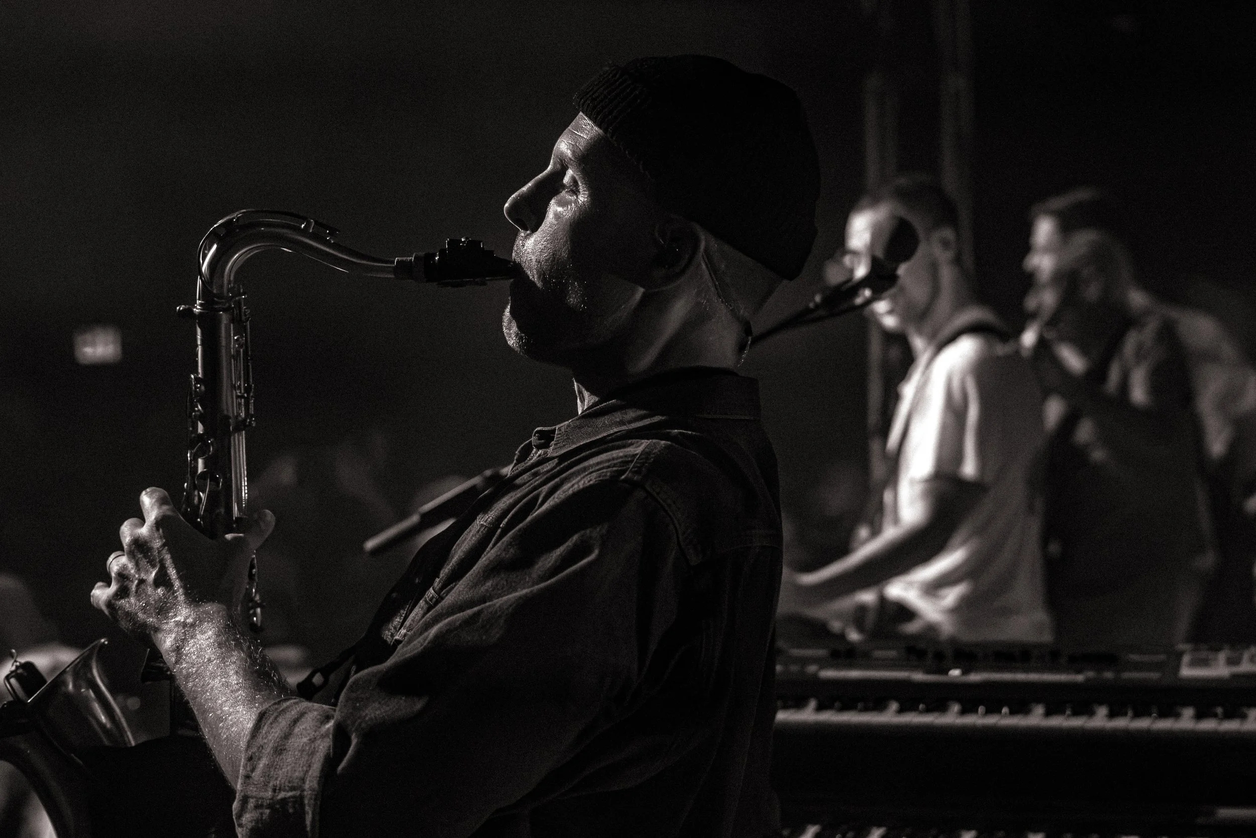 Bleachers_Troubadour_016_0926_BW_AMA.jpeg