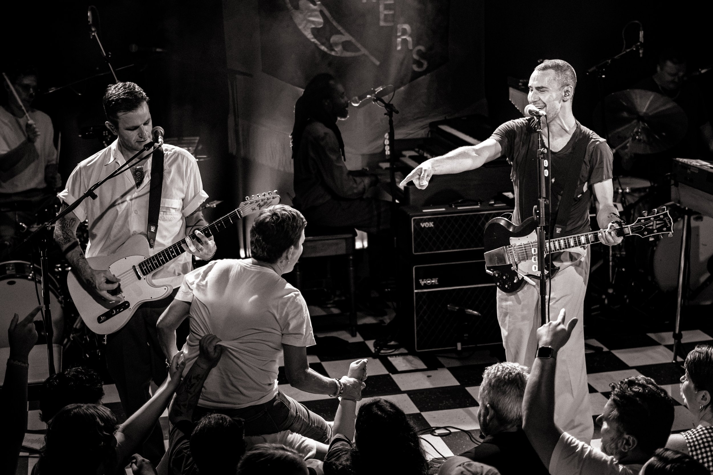 Bleachers_Troubadour_010_0926_BW_AMA.jpeg