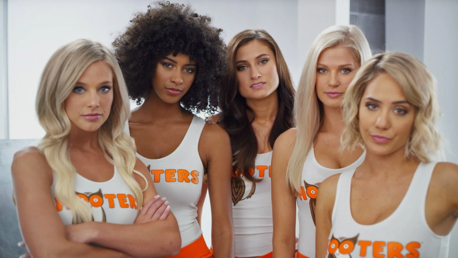 AD Hooters.jpg