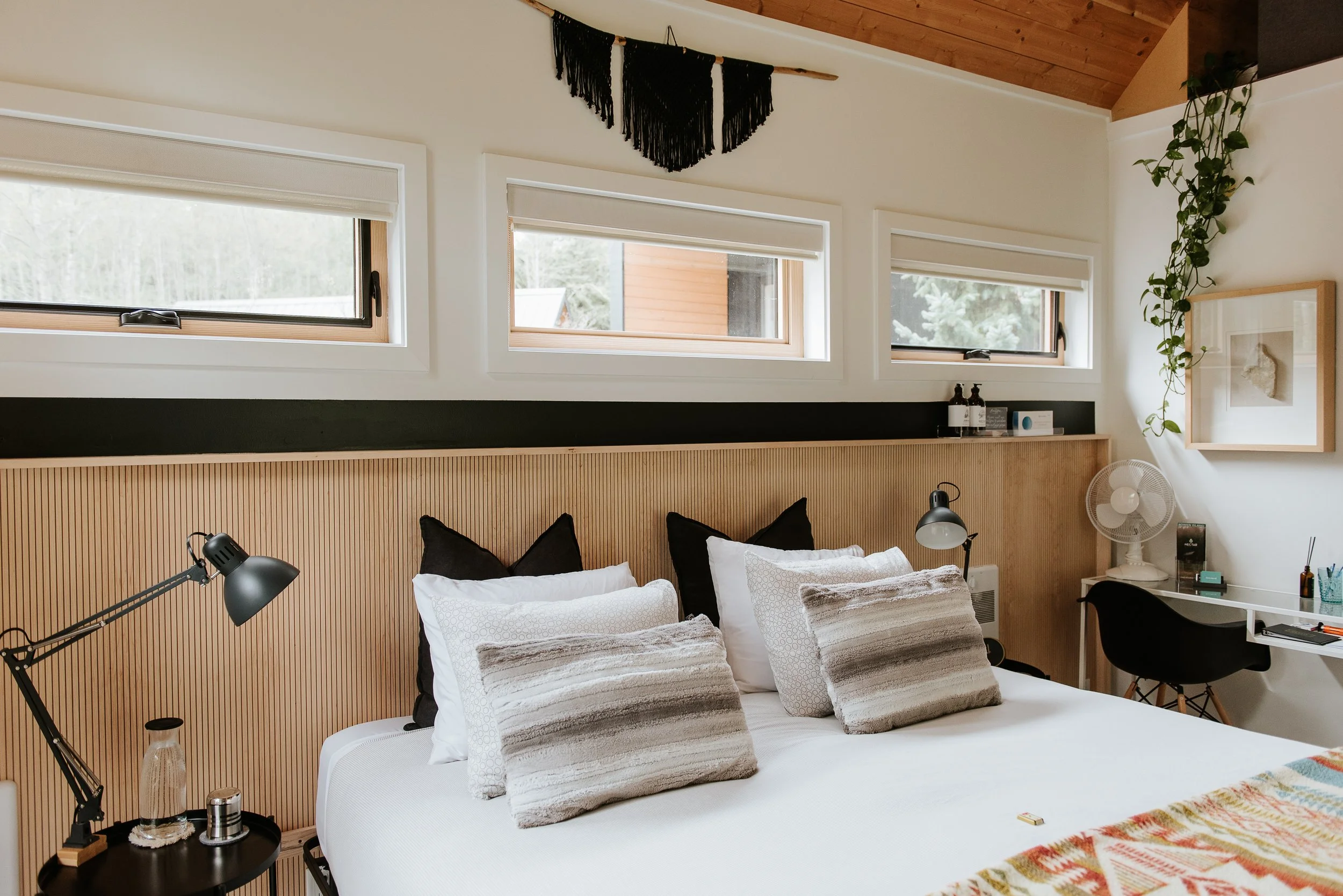 Copy of Nectar Yoga Deluxe Cottage Interior Vancouver British Columbia Canada 05_2023 @RobinBonnerPhotography(6).jpg