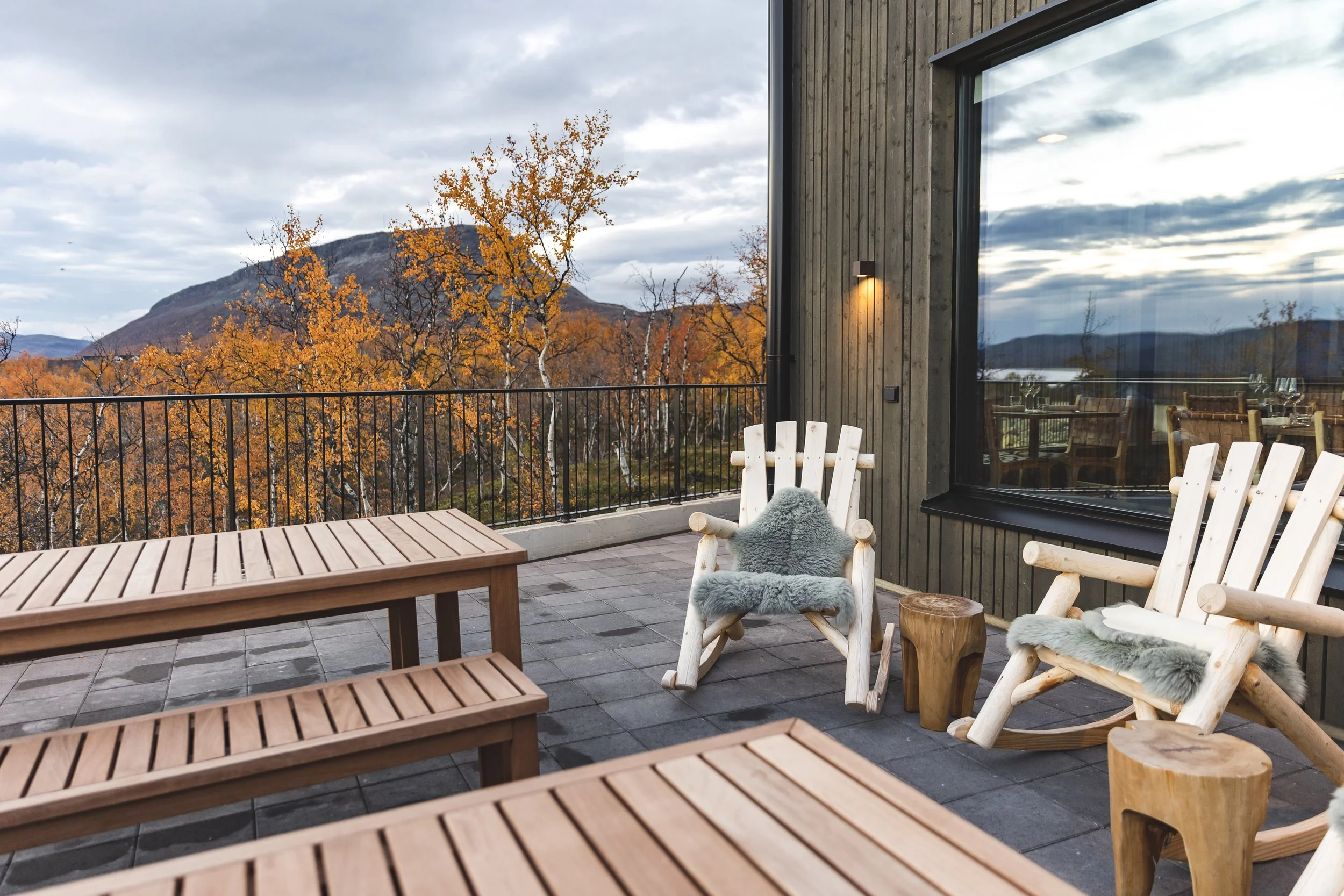 CAHKAL_EXTERIOR_autumn_5.jpg