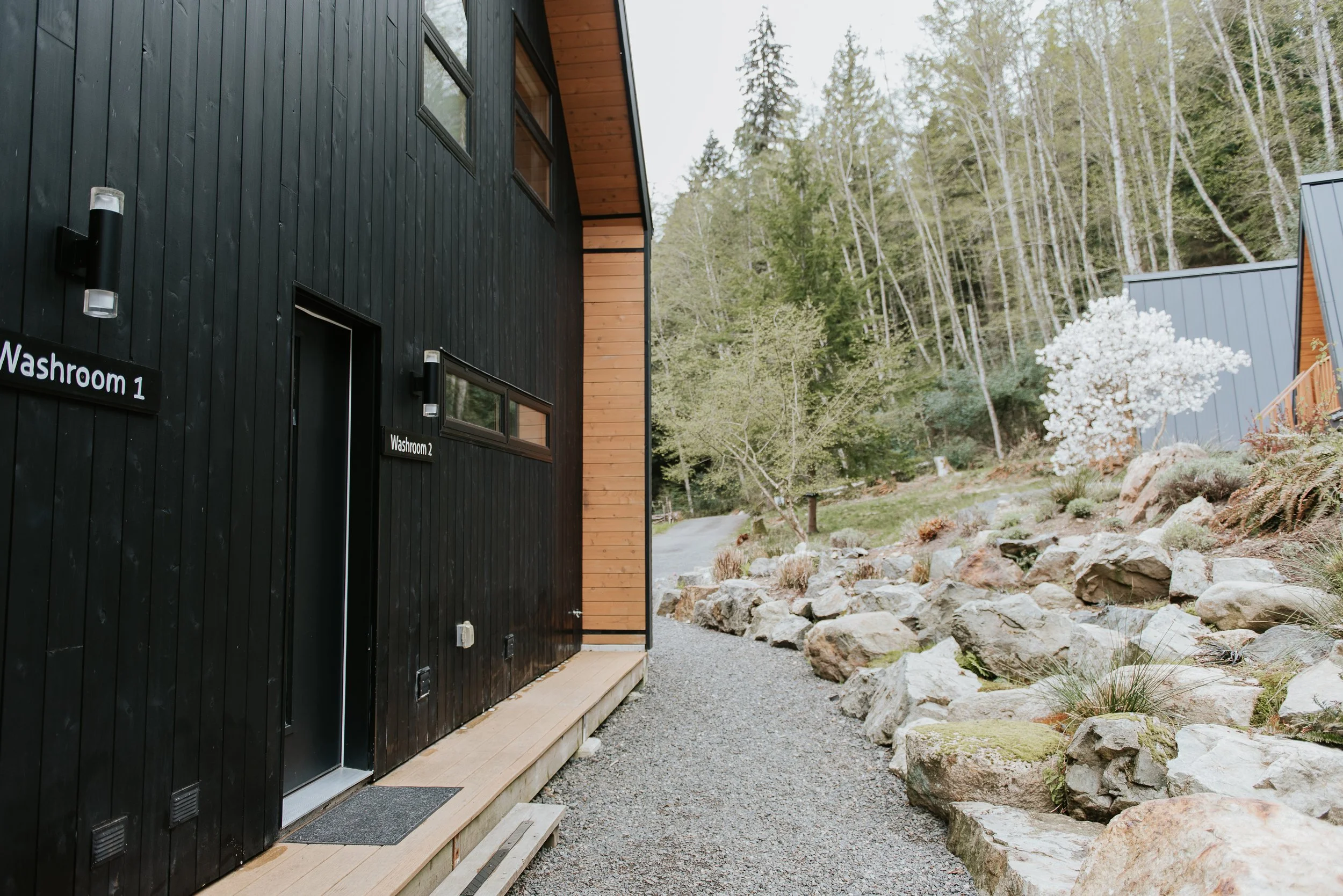 Nectar Yoga Onyx Lodge Outdoor Washroom Exterior Vancouver British Columbia Canada 05_2023 @RobinBonnerPhotography.jpg