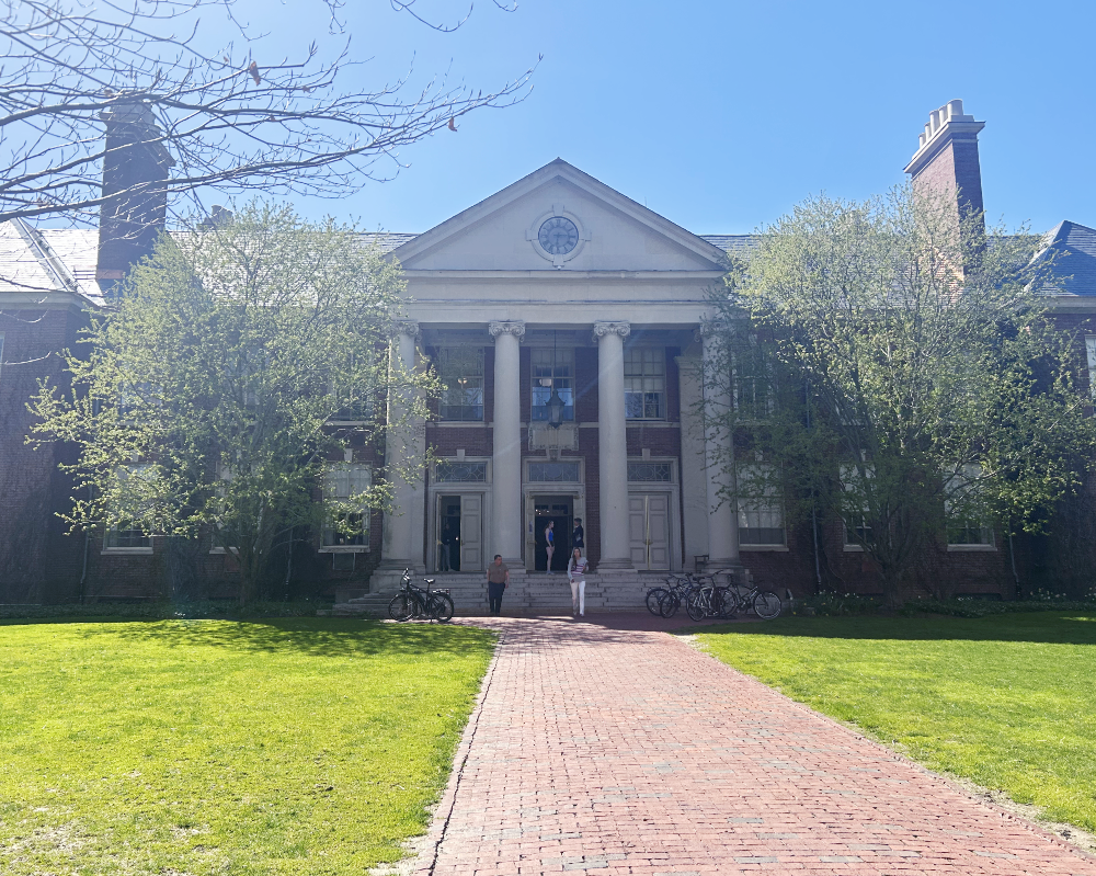 Deerfield Academy