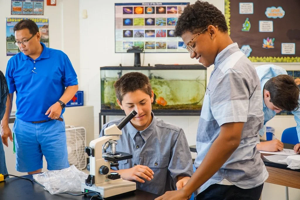 CMS-Cardigan Mountain School-science-bio.jpg