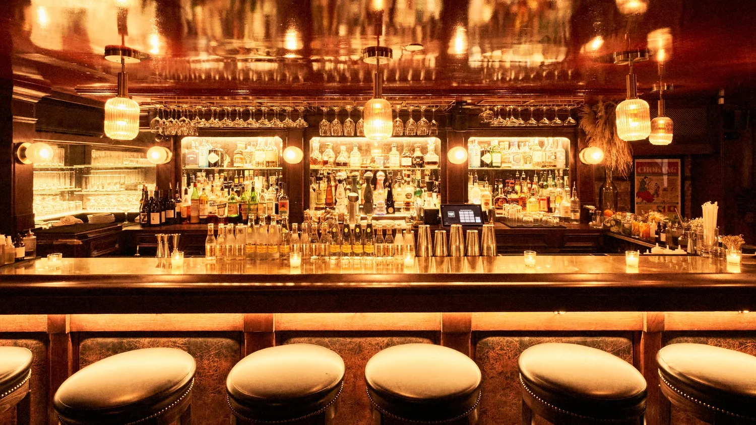 Bar photo 1