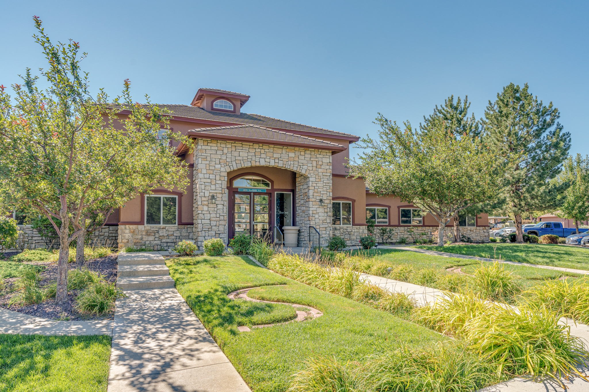 web_6850 sharlands #2016-23.png