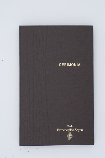 Make a bespoke consultation appointment and request the complete digital fabric catalog.
