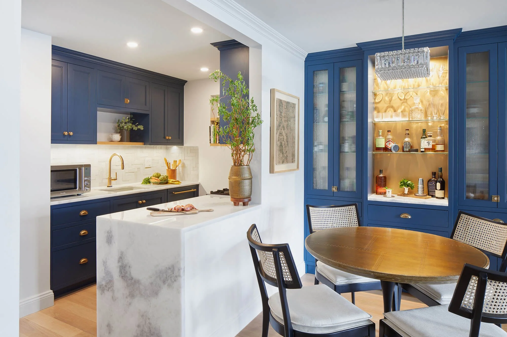 Path_Place_Architecture-UPPER-EAST-SIDE-APARTMENT-20230511_IMG_3410 1.jpeg