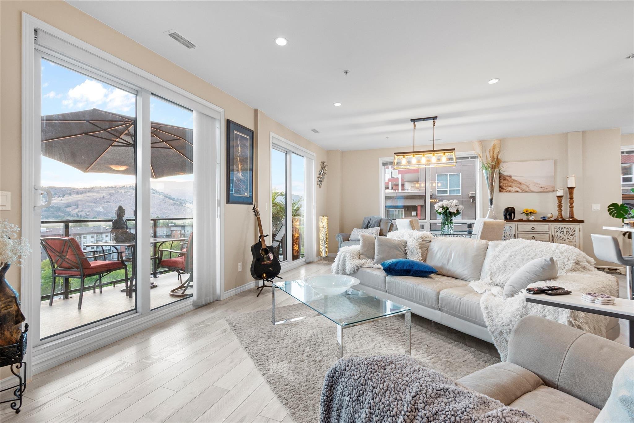 photo_server (1).jpeg