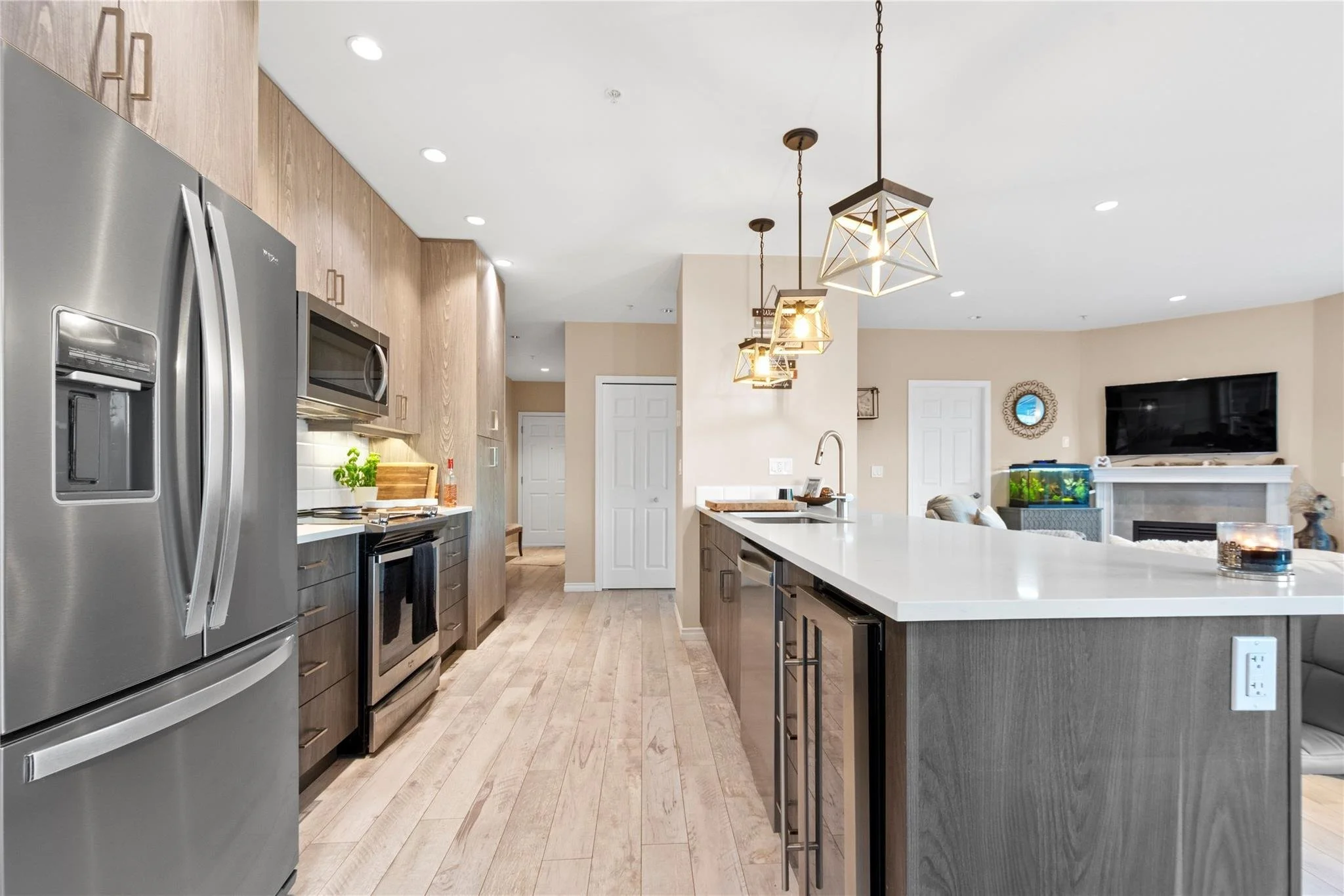 photo_server (3).jpeg