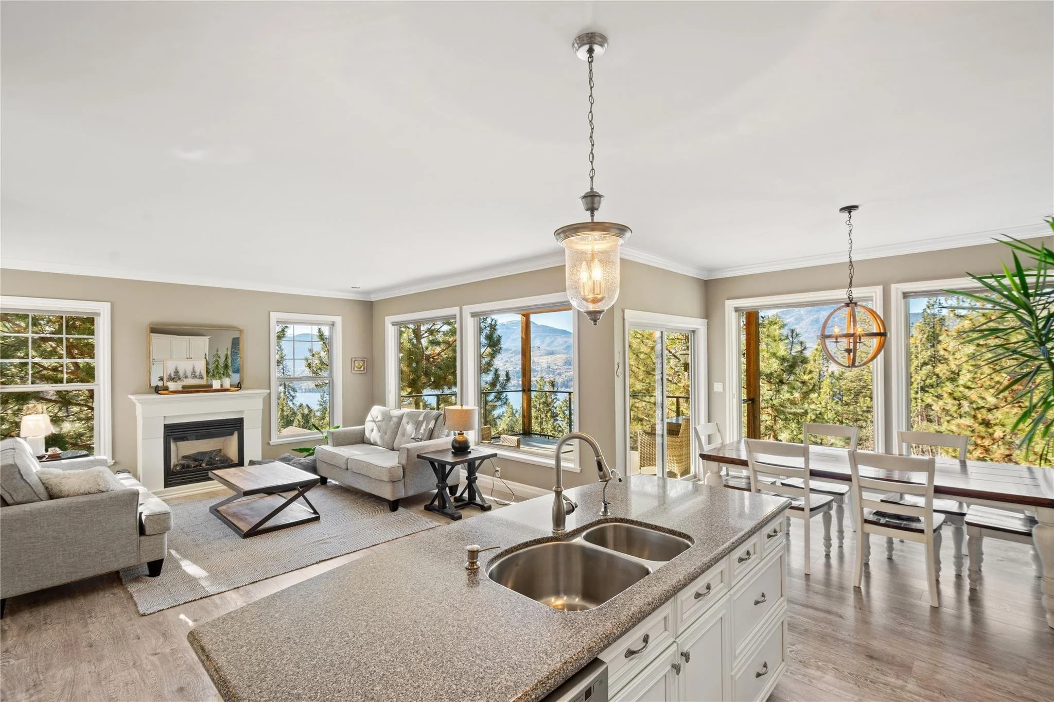 photo_server (31).jpeg