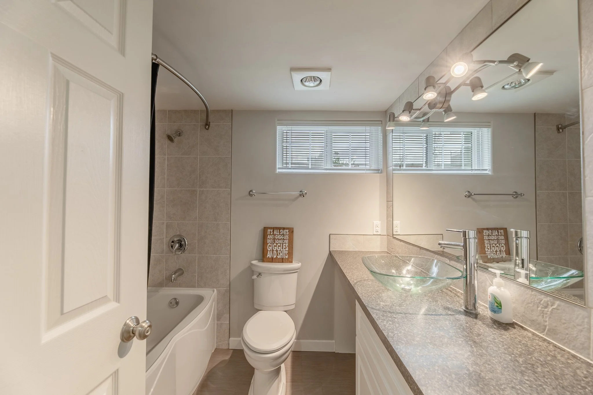 BV9A7969-HDR.jpg