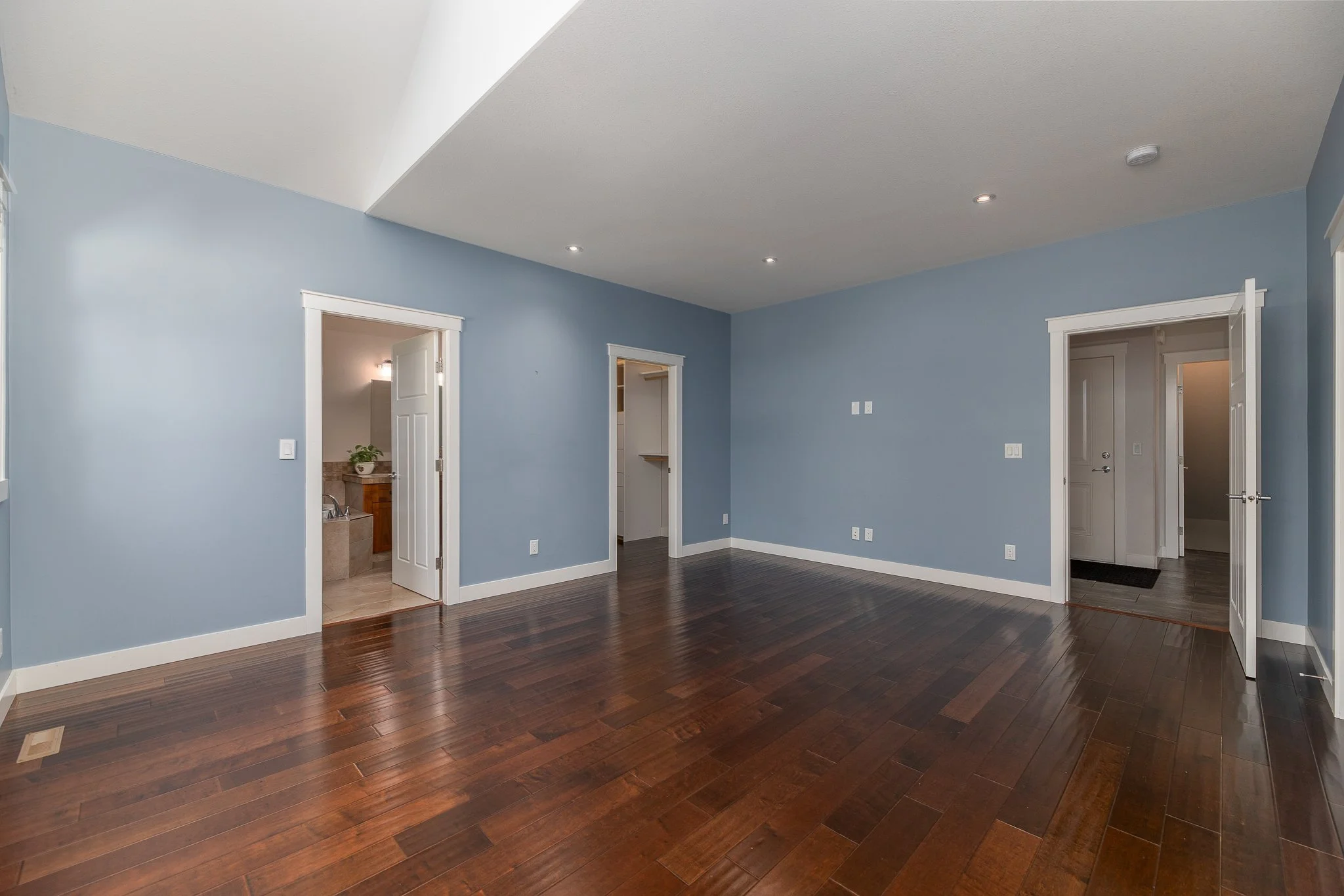 BV9A9973-Edit.jpg
