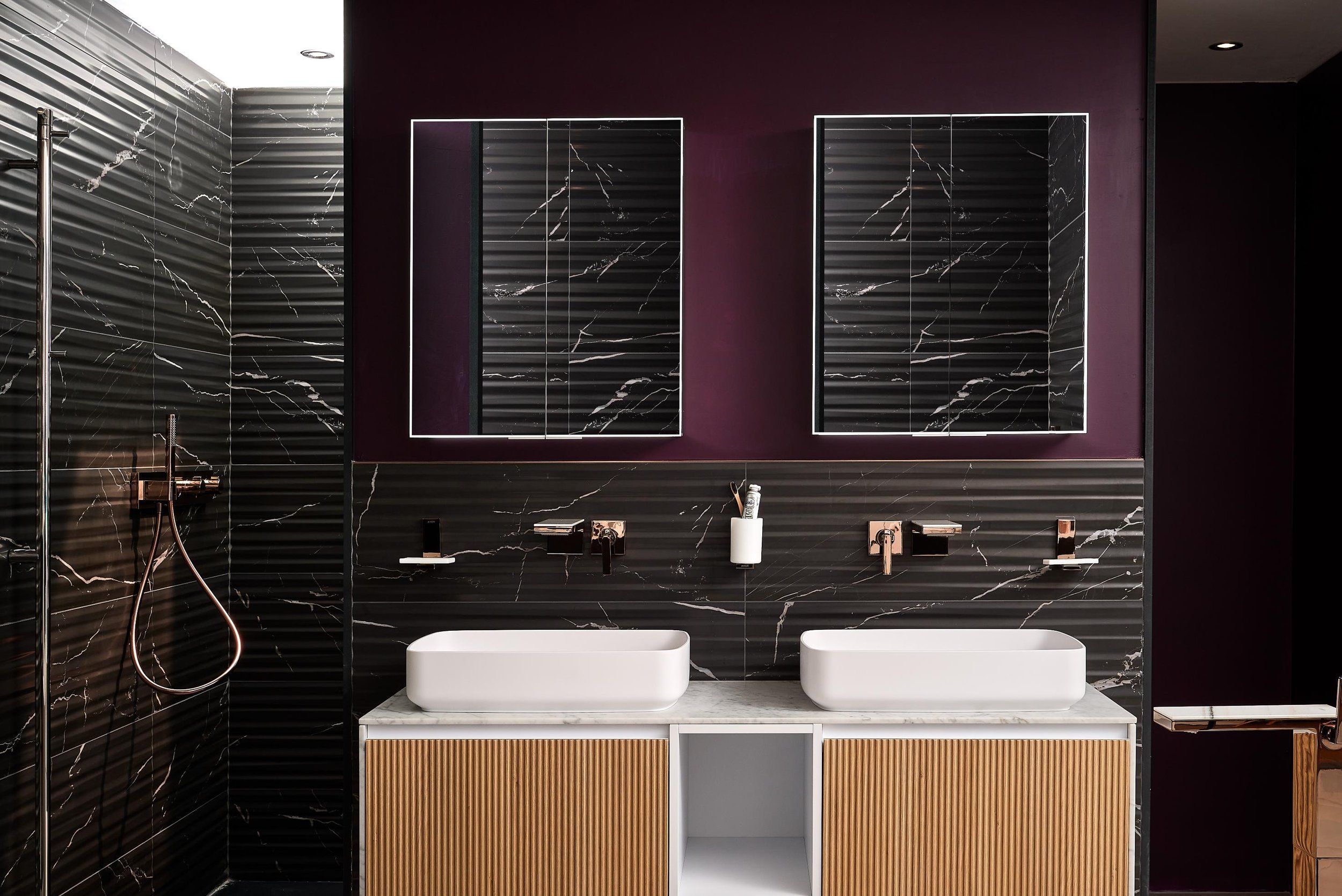 ripples-nottingham-showroom-with-black-marble-tiles.jpg