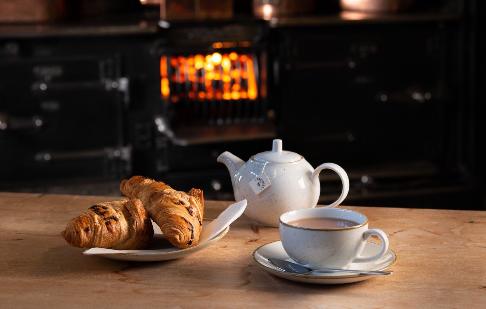 NTSBrodieFood-Croissant&TeaStoveBackground.jpg