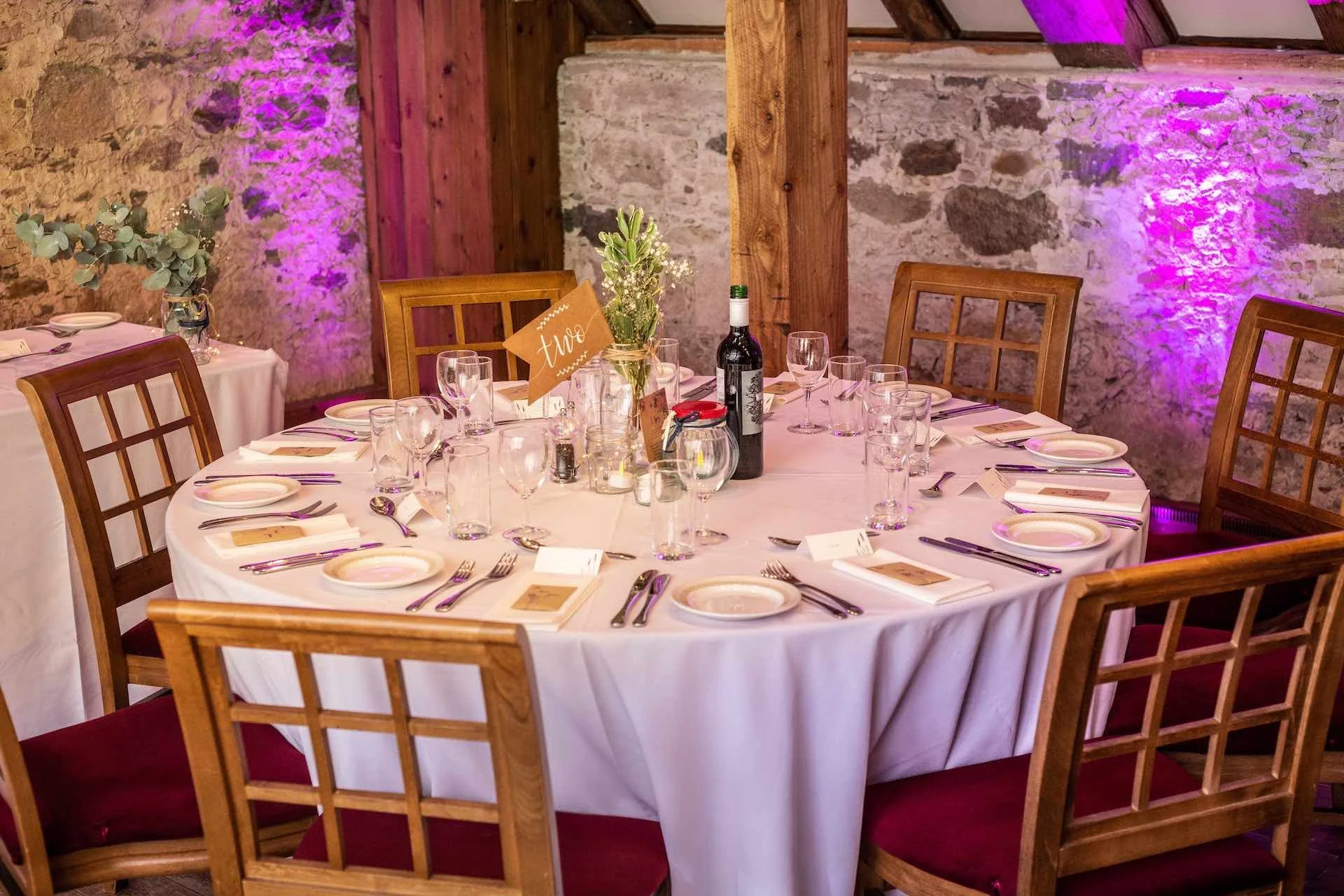 Anna&StewartWedding-155234-table.jpg