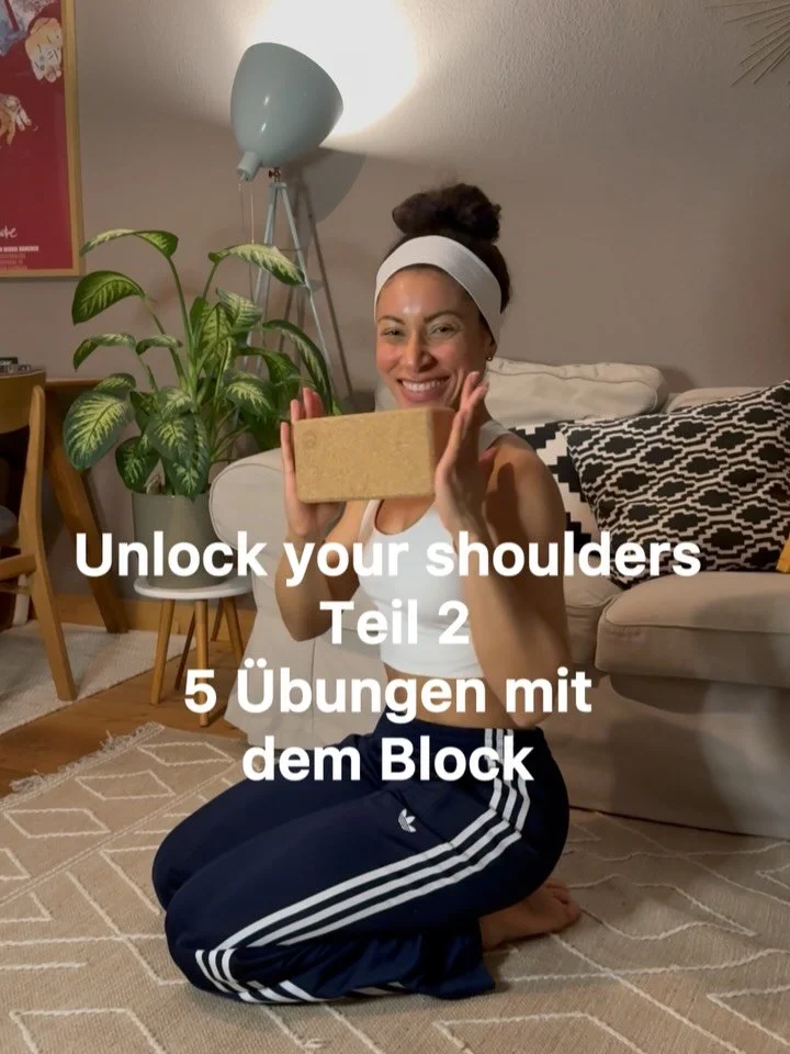 Der Block-Buster geht weiter - Direkt abspeichern 📌

Die meisten von uns bewegen ihre Schultern im Alltag nur in zwei Richtungen:
nach vorne und nach oben.

Was fast komplett fehlt:
Rotation, Zugbewegungen und gef&uuml;hrte Kreisbewegungen.
Genau di