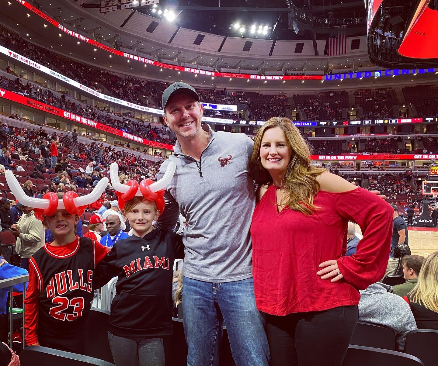 Chicago Bulls Game 🏀❤️#dads #family #dadlife #chicagobulls #nba #committed #connected #courageous #dadsofsteele