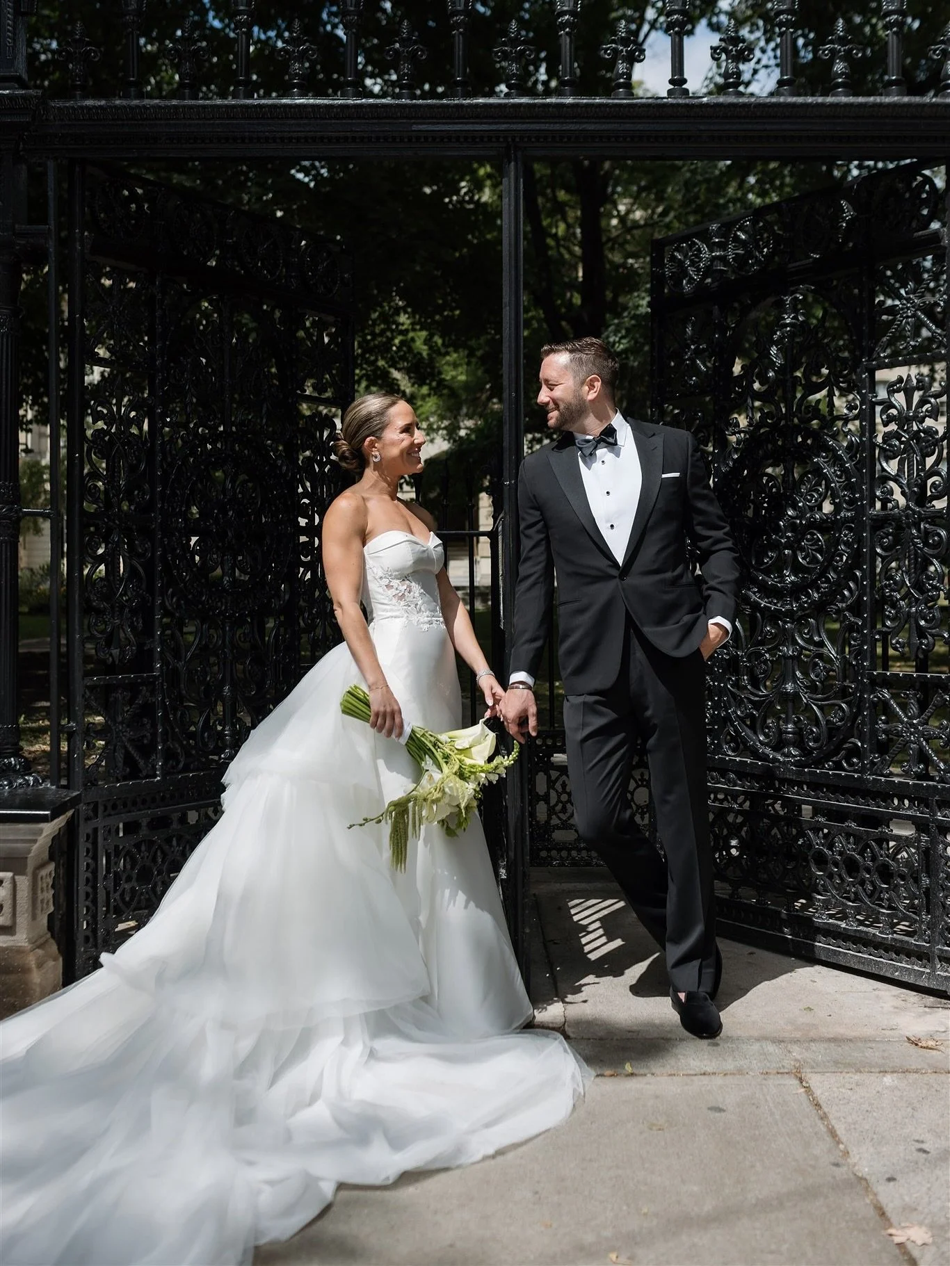 A little over a month since their wedding, I&rsquo;m finally getting around to sharing Keri &amp; Paul&rsquo;s day. 

Their wedding planner - @fabfetejessie - reached out to me to see if I was available for a wedding she was planning in just under 3 
