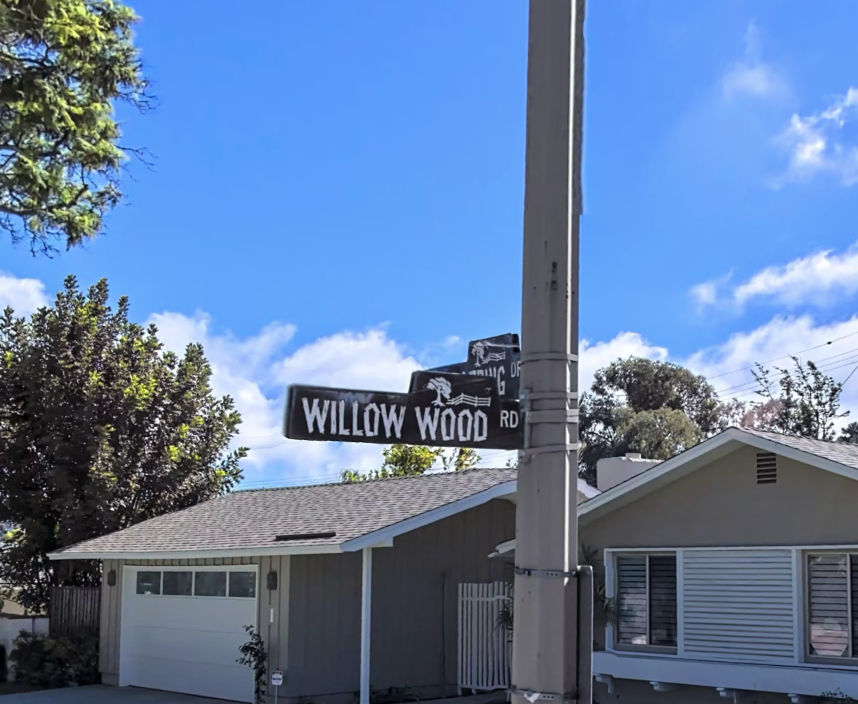 Willow Wood Road, Rolling Hills Estates
