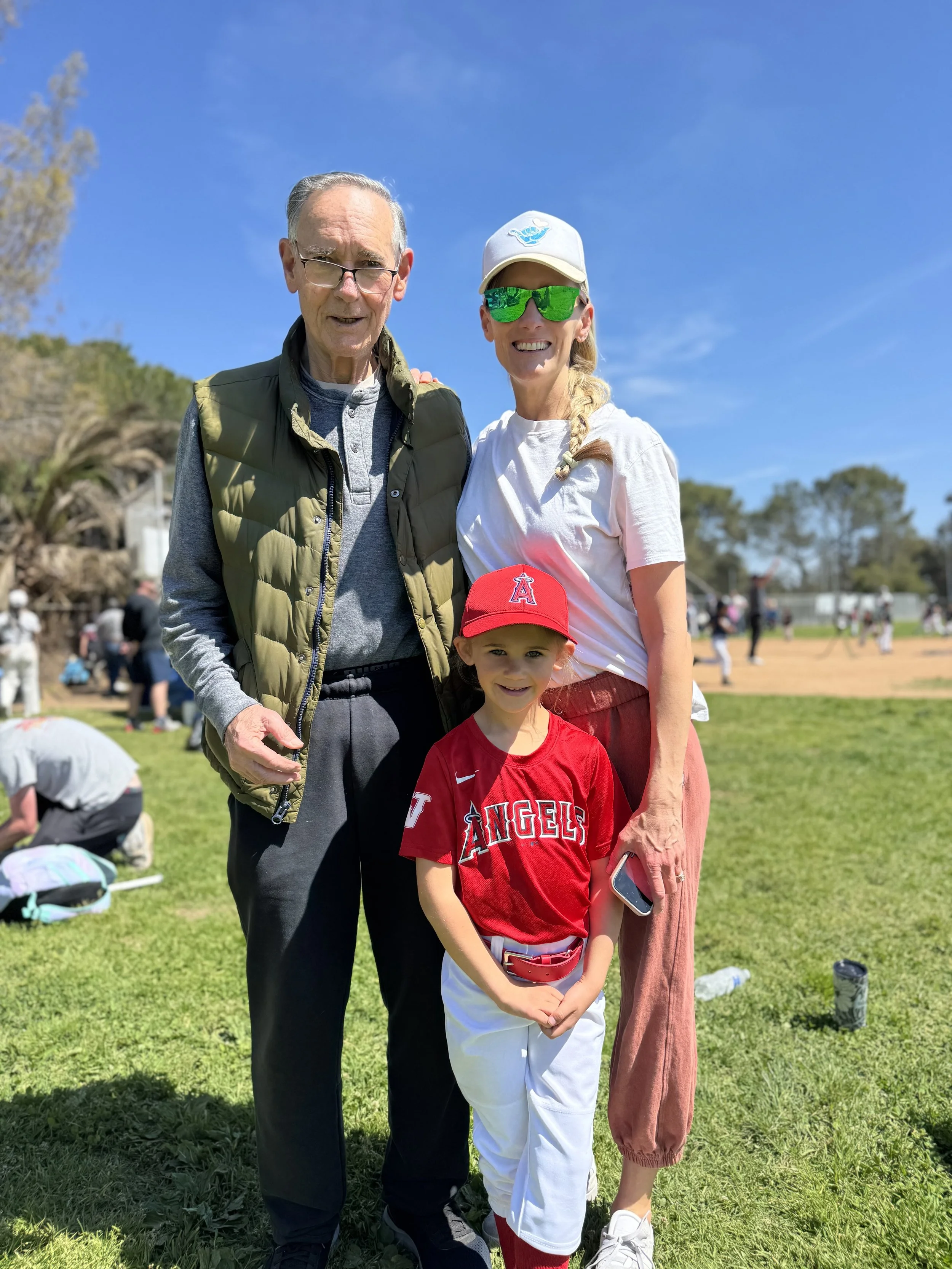 Palos Verdes Little League Guide: Baseball, Community &amp; Family Life on the Peninsula