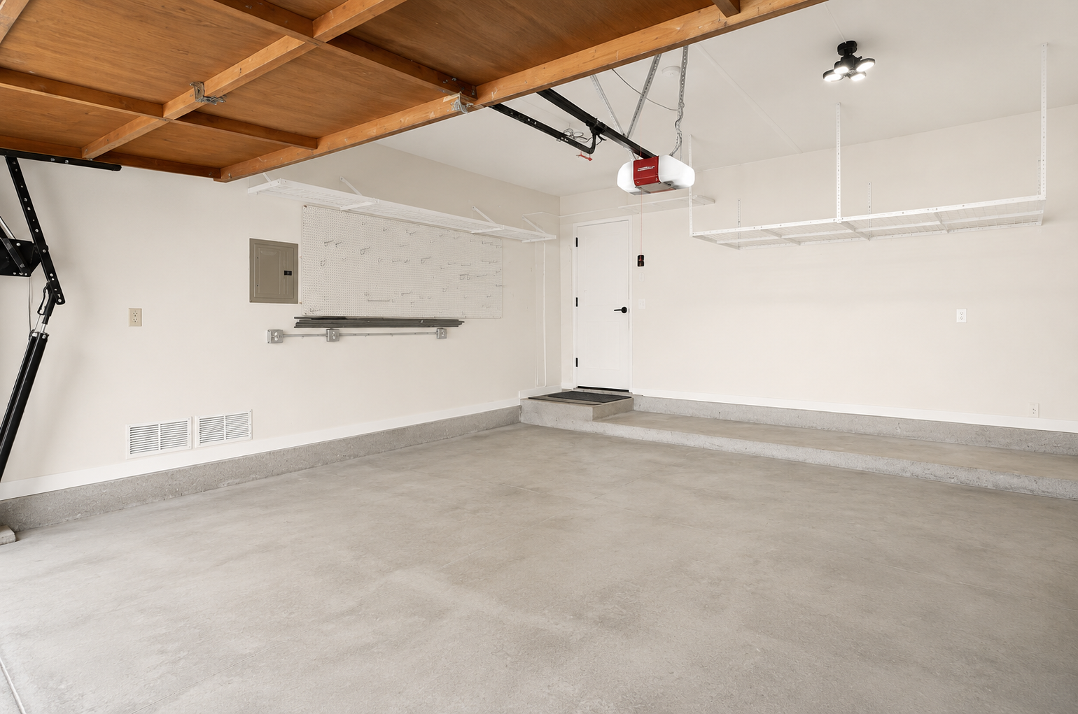 garage.jpg