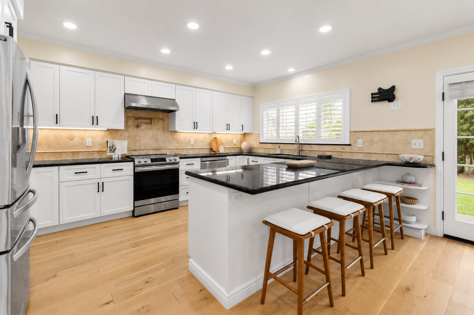 Kitchen5.jpg