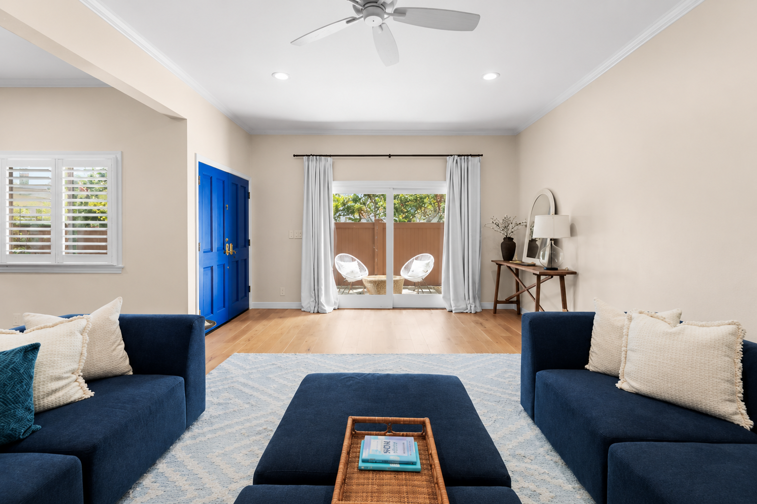 livingroom4.jpg