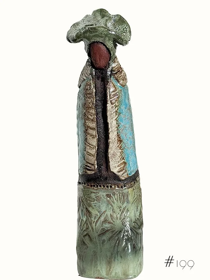 "Viajero #199" ©HG. Sculptural Clay and Glaze.