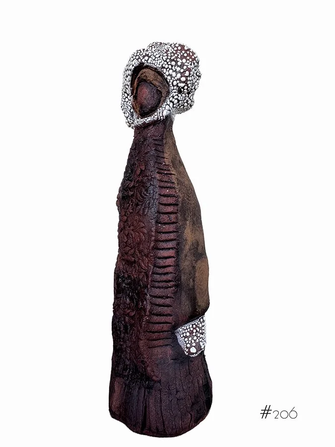 "Viajero #206" ©HG, Sculptural Clay. Oxide, and Glaze.