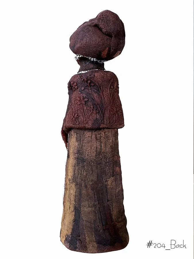 "Viajero #204-Back" ©HG, Sculptural Clay. Oxide, and Glaze.