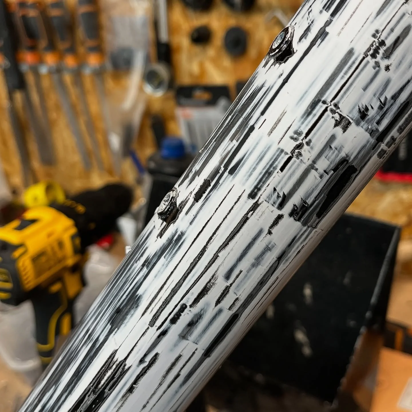 Part way through scraping this S-Works back to bare carbon for an Everest build, but kinda liking the speed lines effect. #bigbadaboompaintworks