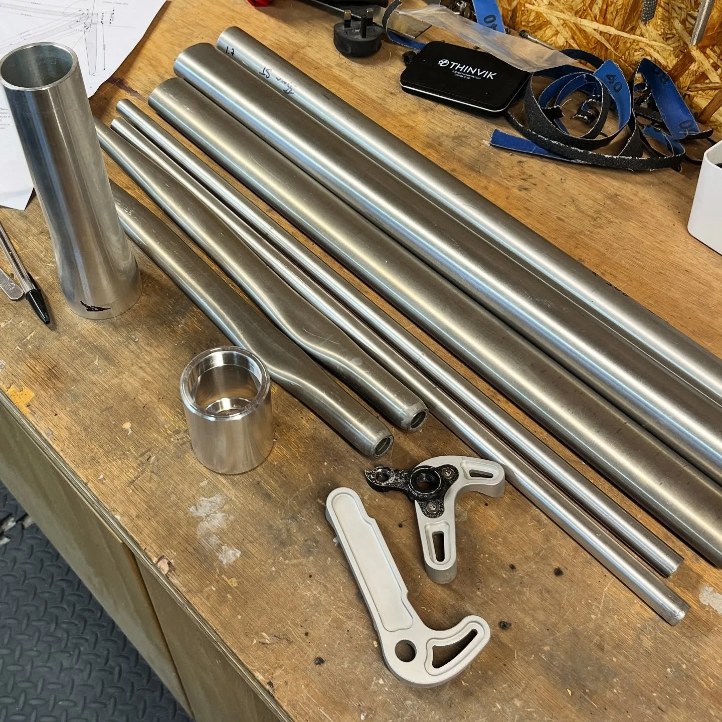 New build under way. Very small sized frame this one.