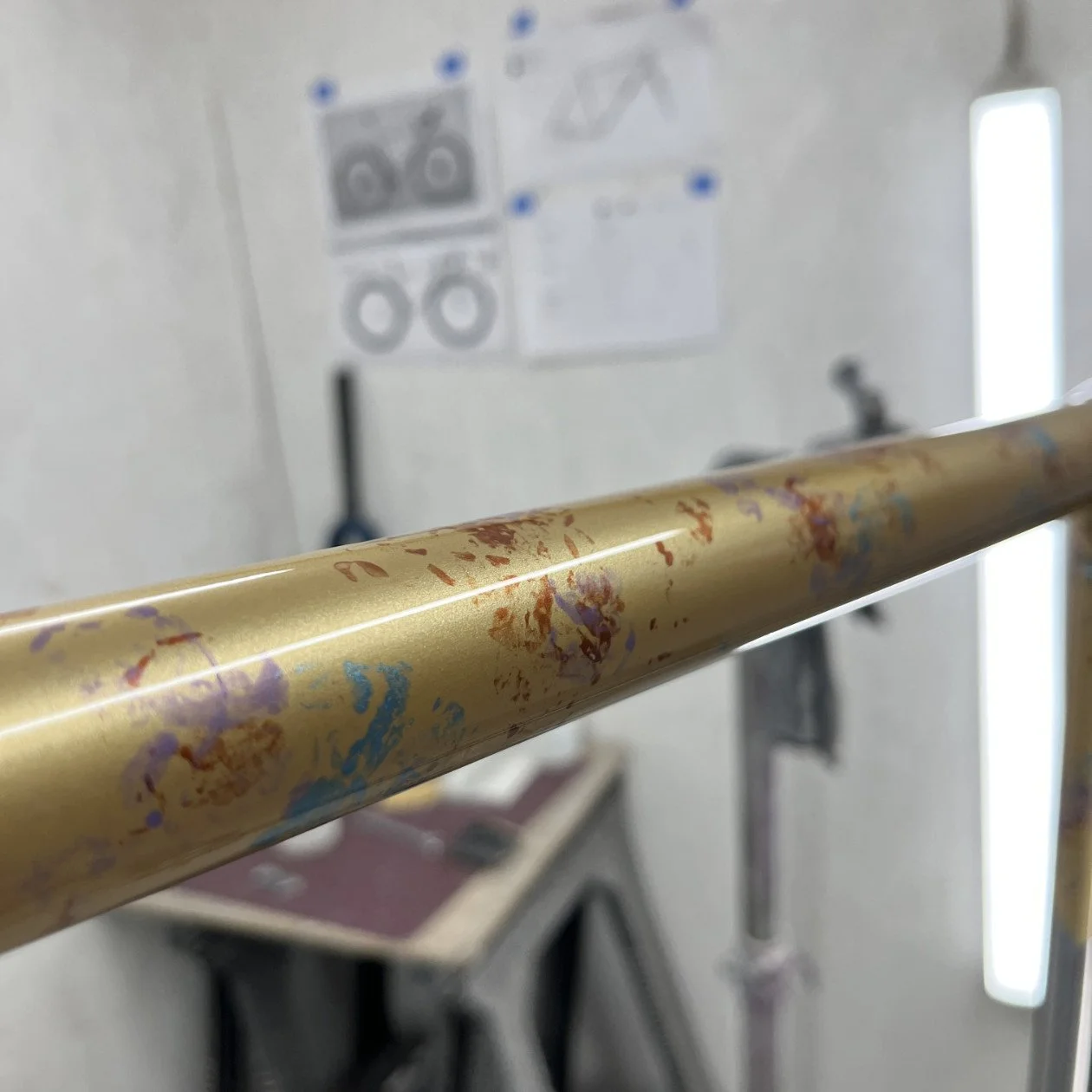 stout-cycles-quirk-stainless-steel-custom-paint-01.jpg
