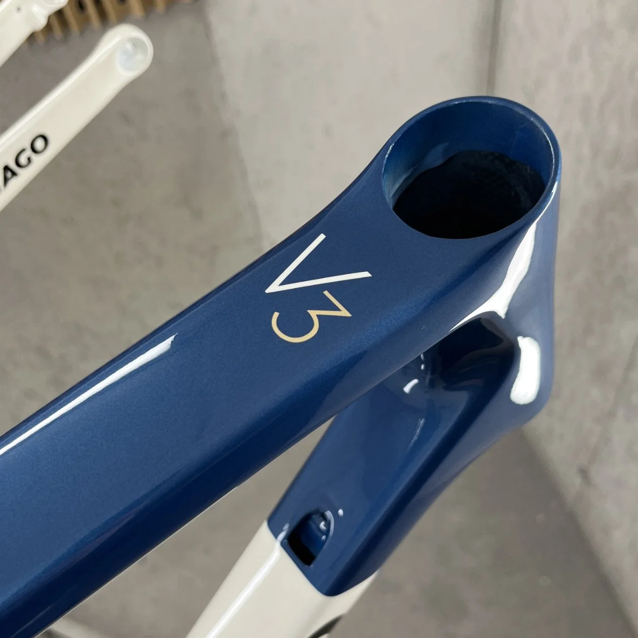 stout-cycles-colnago-v3-custom-respray-02.jpg
