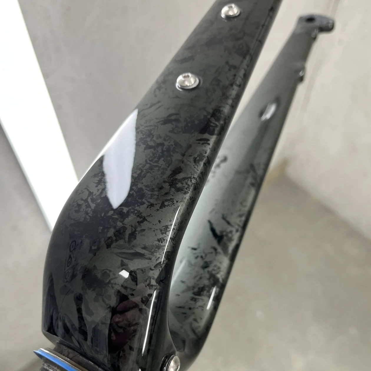 stout-cycles-gloria-titanium-gravel-custom-paint-03.jpg