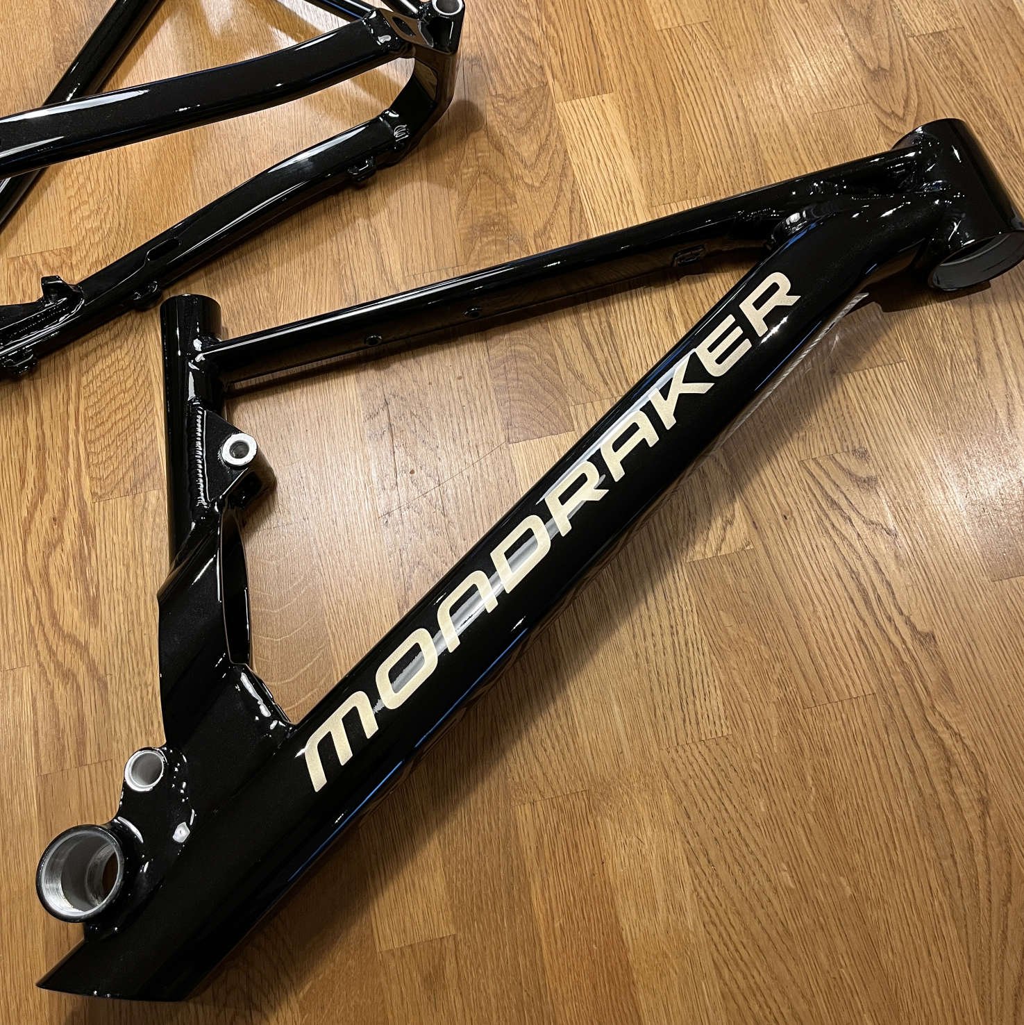 stout-cycles-mondraker-kids-mtb-respray.jpg