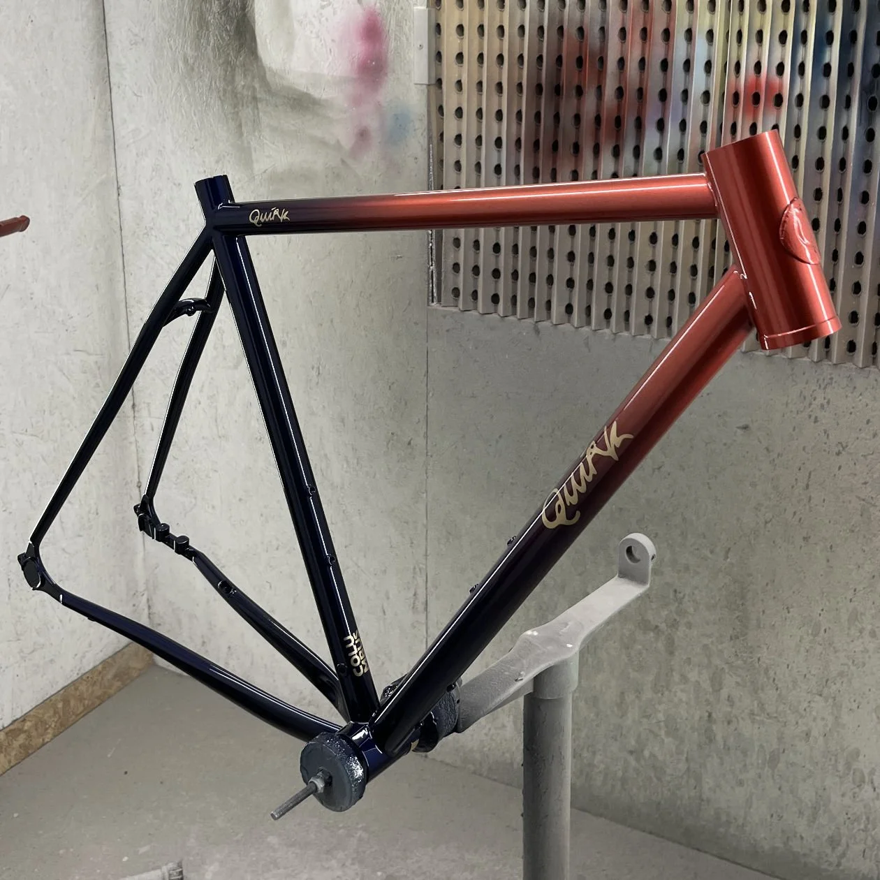 stout-cycles-quirk-gravel-custom-fade-02.jpg