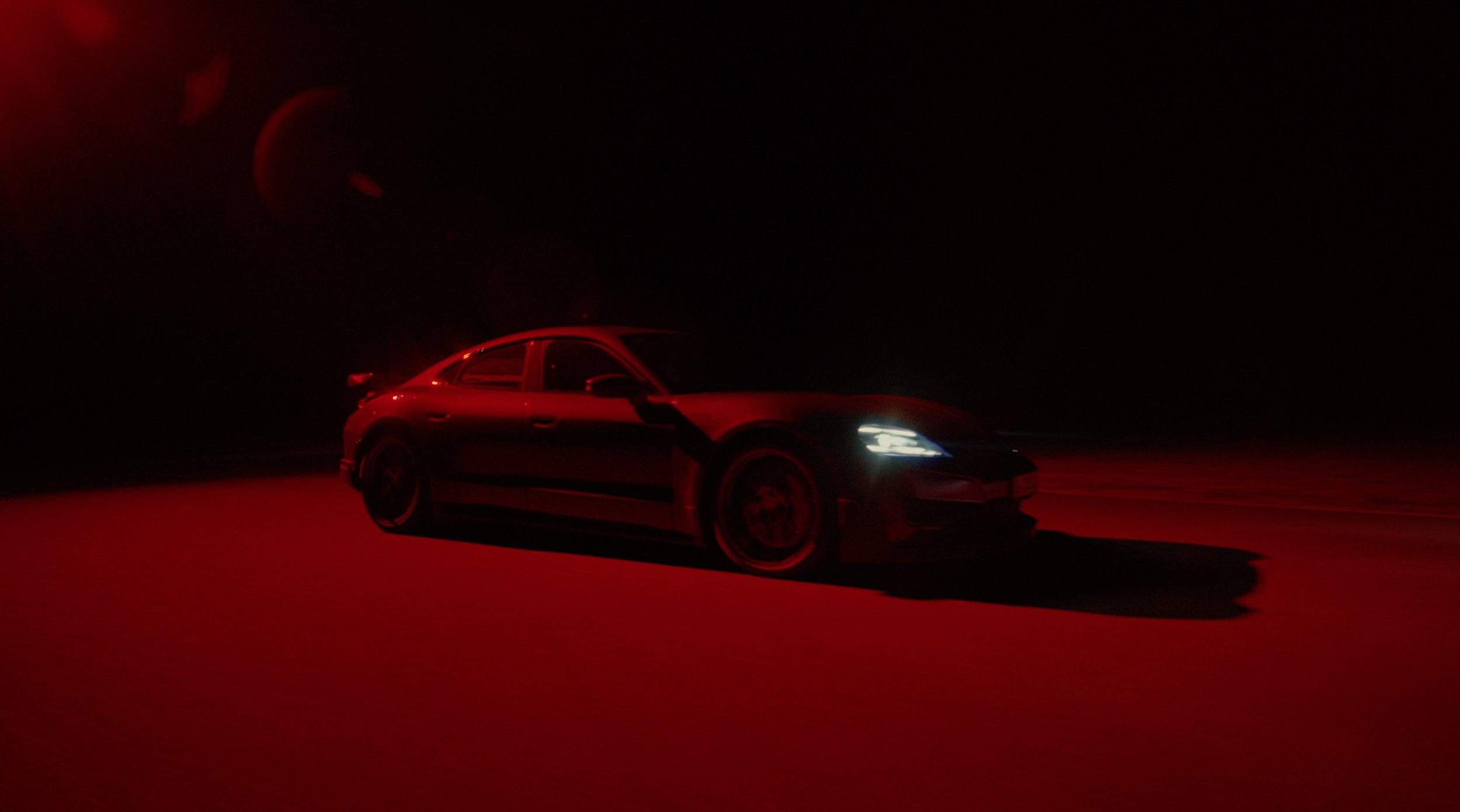 PORSCHE OVERFEEL 019.jpg
