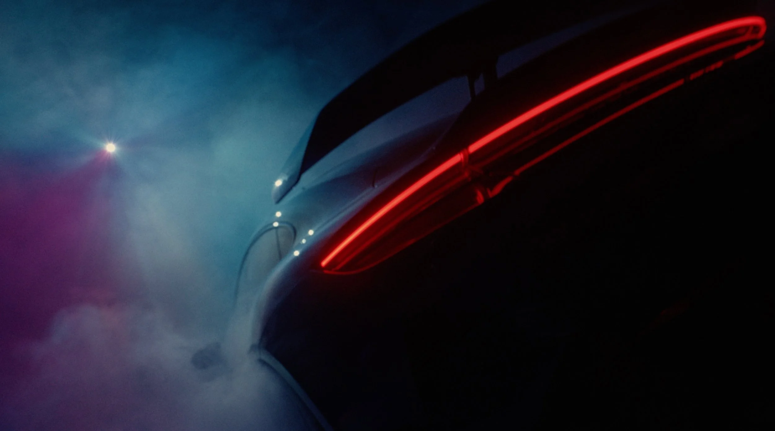 PORSCHE OVERFEEL 008.jpg