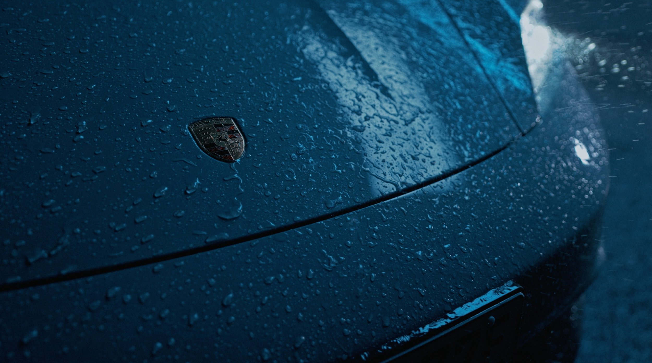 PORSCHE OVERFEEL 003.jpg
