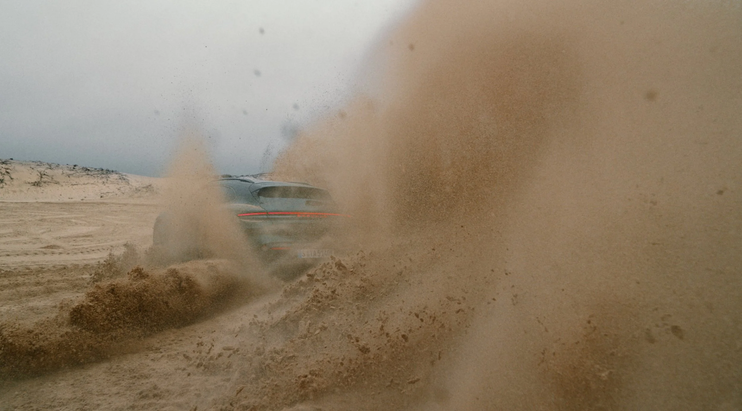 PORSCHE OVERFEEL 006.jpg