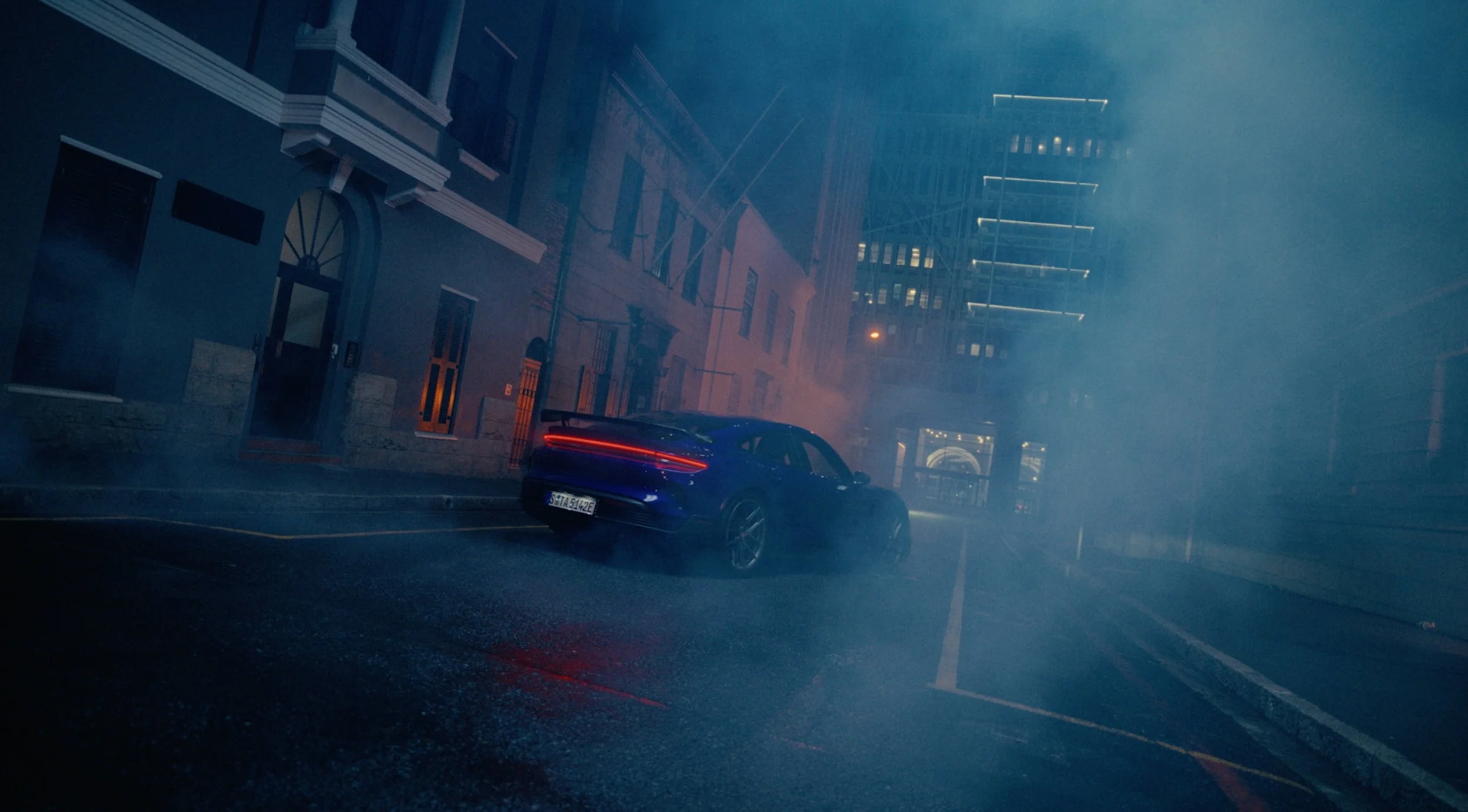 PORSCHE OVERFEEL 011.jpg