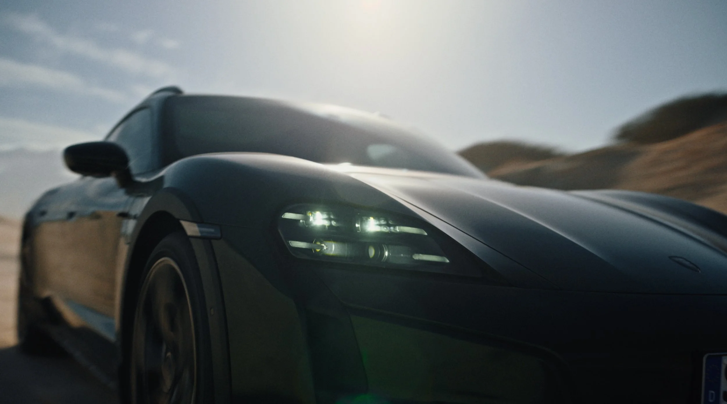 PORSCHE OVERFEEL 007.jpg