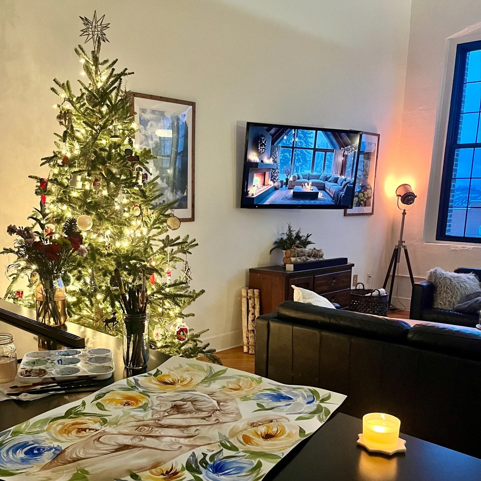 Good January mood-booster: put an art show on the calendar 😎
And make sure your friends are in it. 
I&rsquo;m back at it, prepping for an exciting group show in Philly this March. 
I have much more to share but for now, I paint.
This time I'm next t