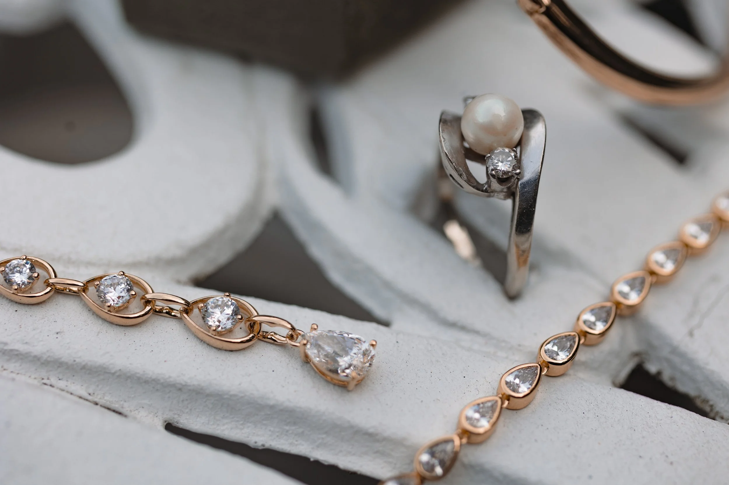 Victoria & Robert Wedding-6.jpg