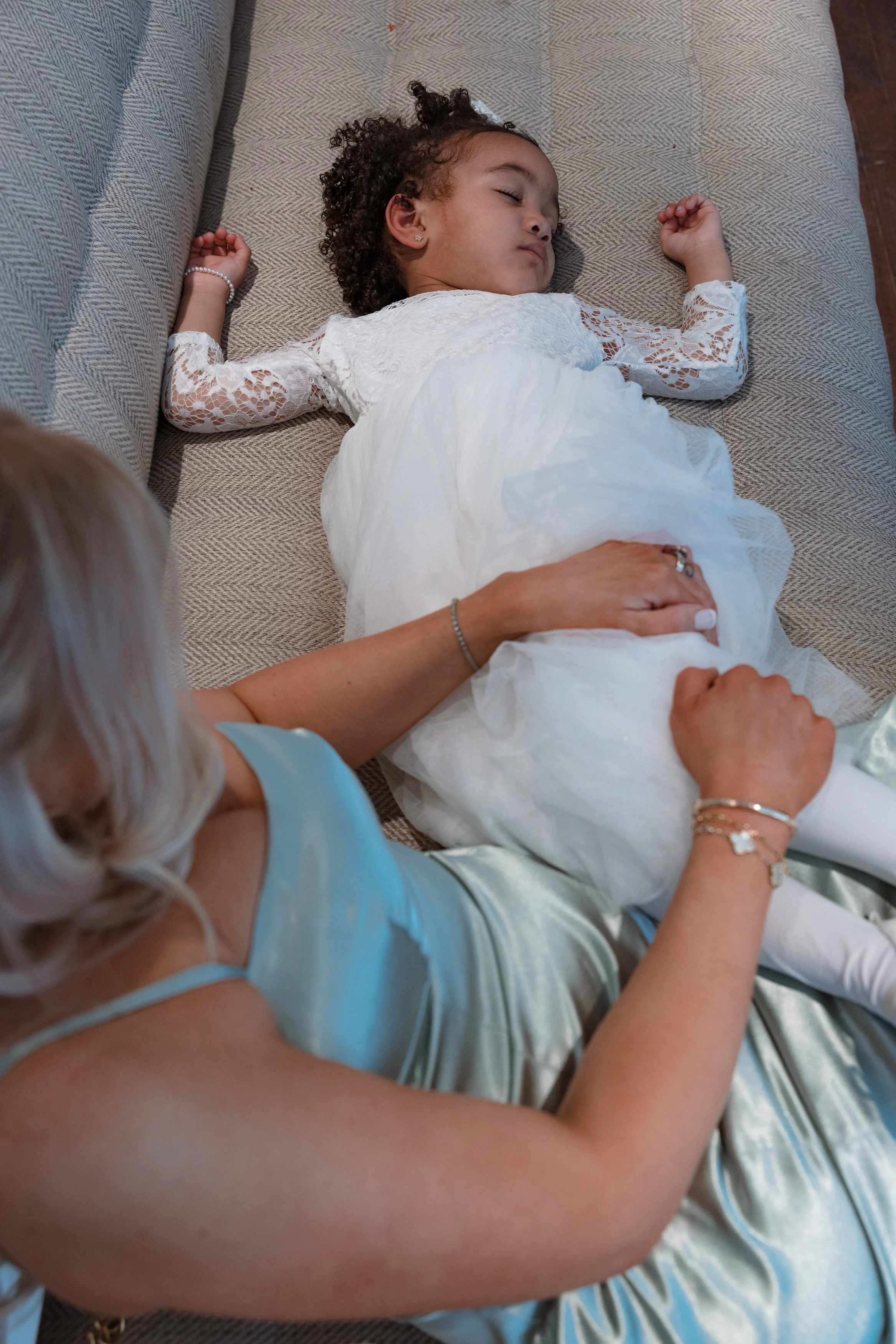 Victoria & Robert Wedding-17.jpg