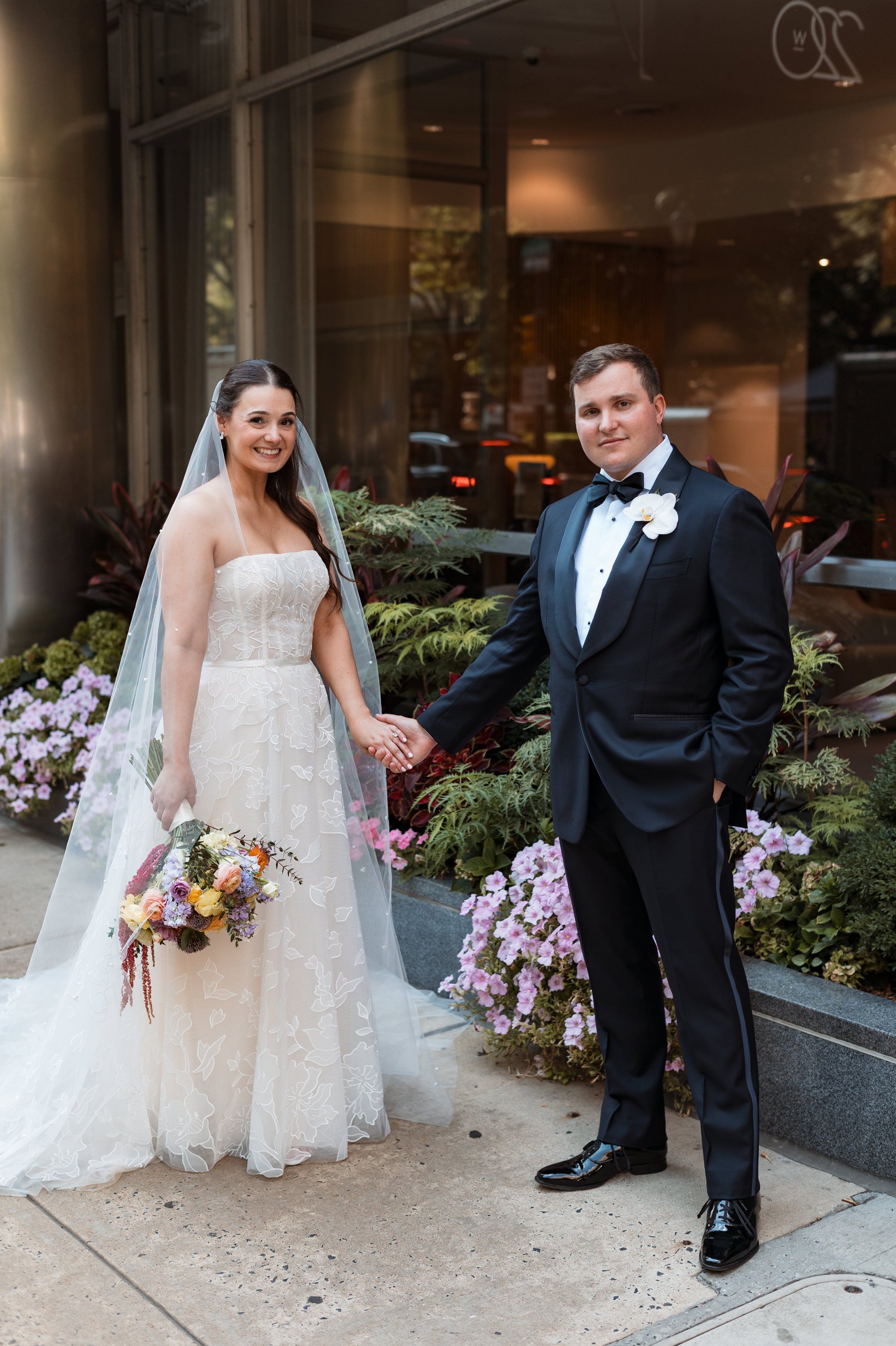 Hannah & Zach wedding at Rittenhouse -32.jpg